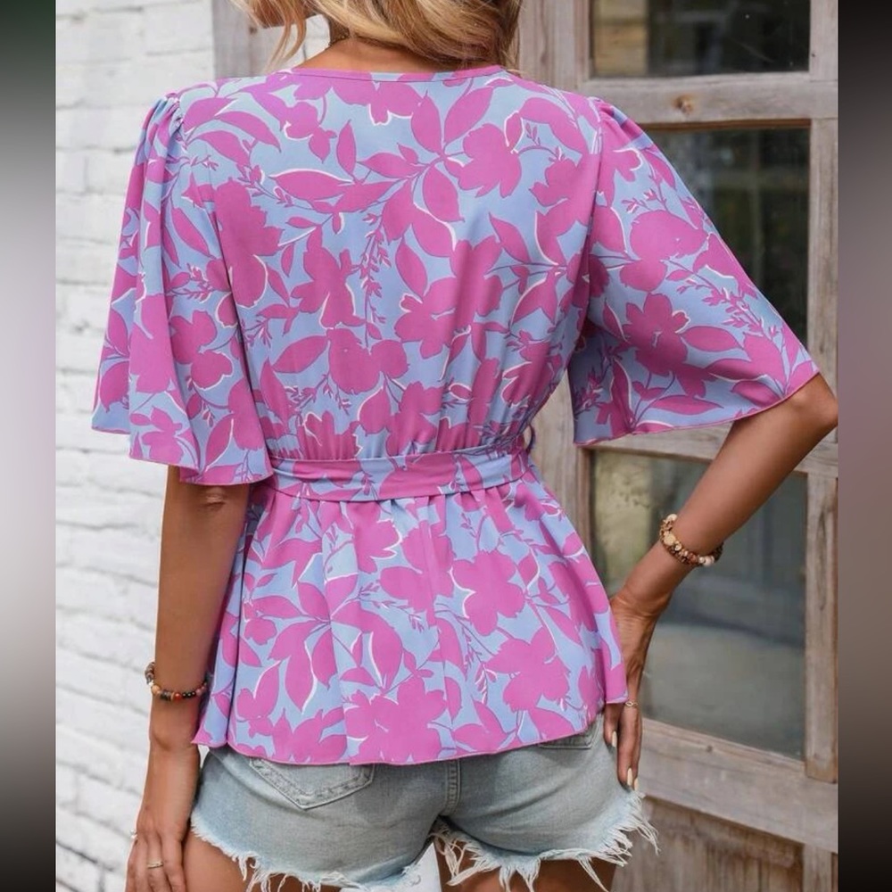 Boho floral print butterfly sleeve belted blouse - Picture 5 of 12